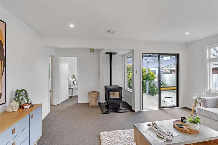 102 Bassett Street Burwood_6
