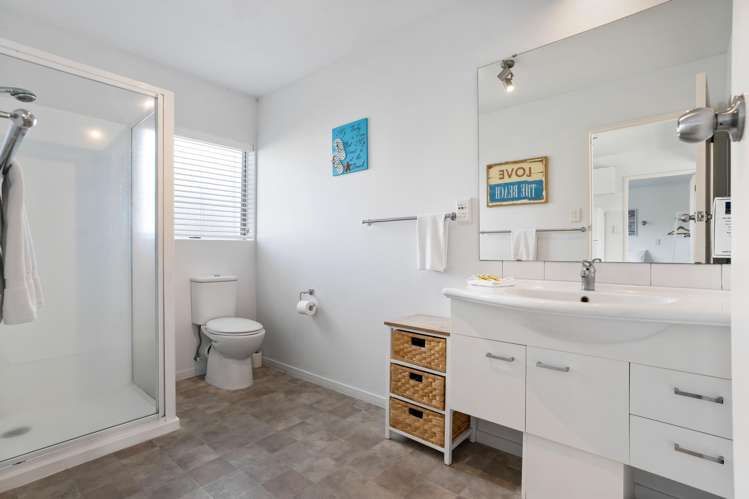 5/415 Port Road Whangamata_4