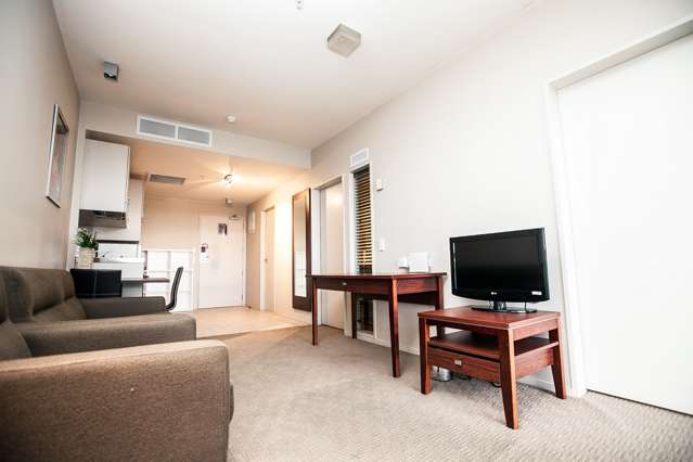 402/188 Hobson Street Auckland Central_3