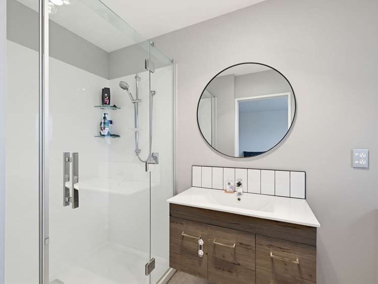 6 Arabella Crescent Yaldhurst_15