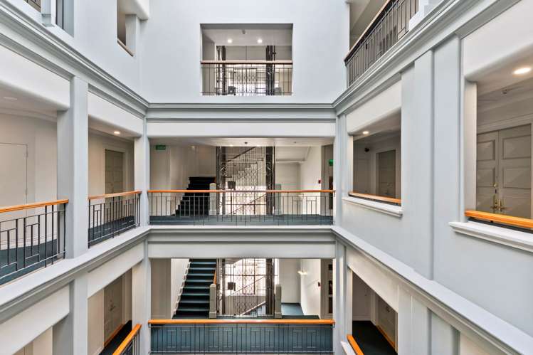 5F/2 Queen Street City Centre_17