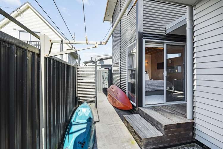 29 Third Avenue Urenui_10