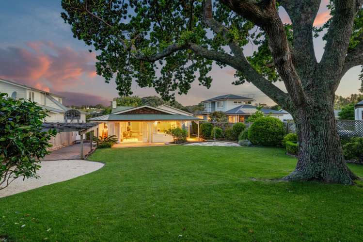 6 Seabreeze Road Narrow Neck_25