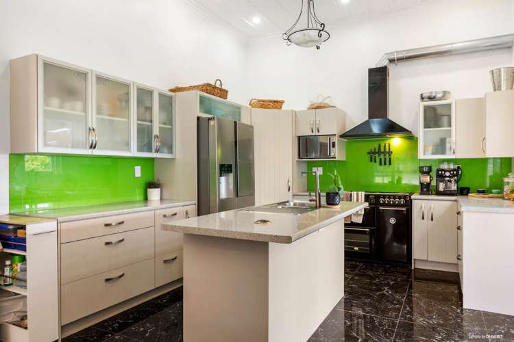 2334 Buckland Road Tuakau_12
