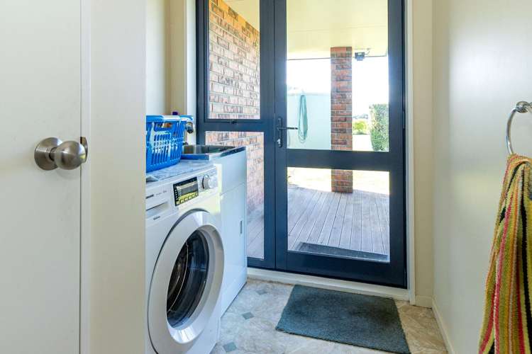 46 Lucks Road Waimate_15