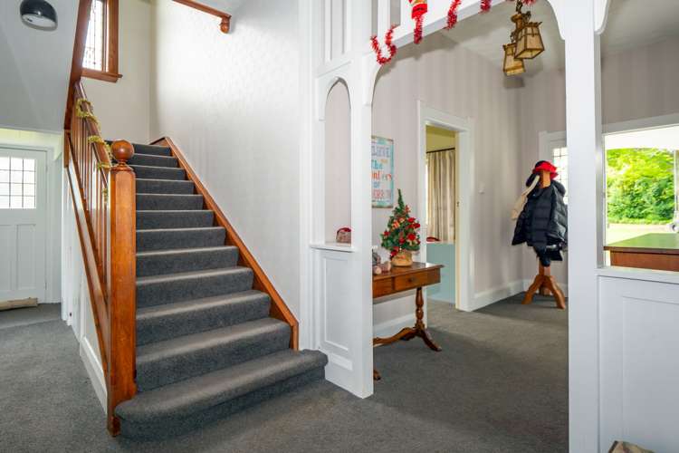 140 Barker Road Winchester_11