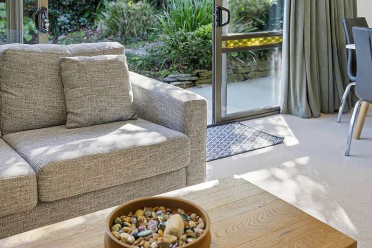 2/1A Gordon Avenue Forrest Hill_17