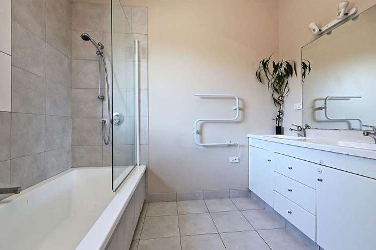 93 Northwood Avenue Mahora_2