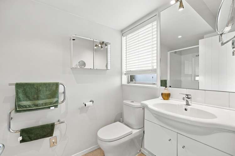 12 Waterford Avenue Northwood_10