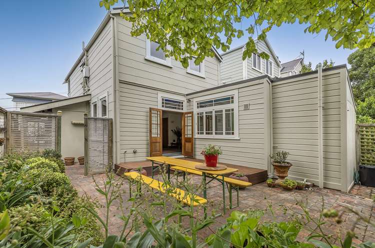 80 Nairn Street Mount Cook_8