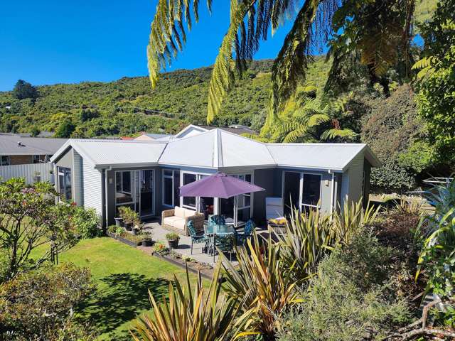 Your Perfect Downsizing Opportunity Awaits!