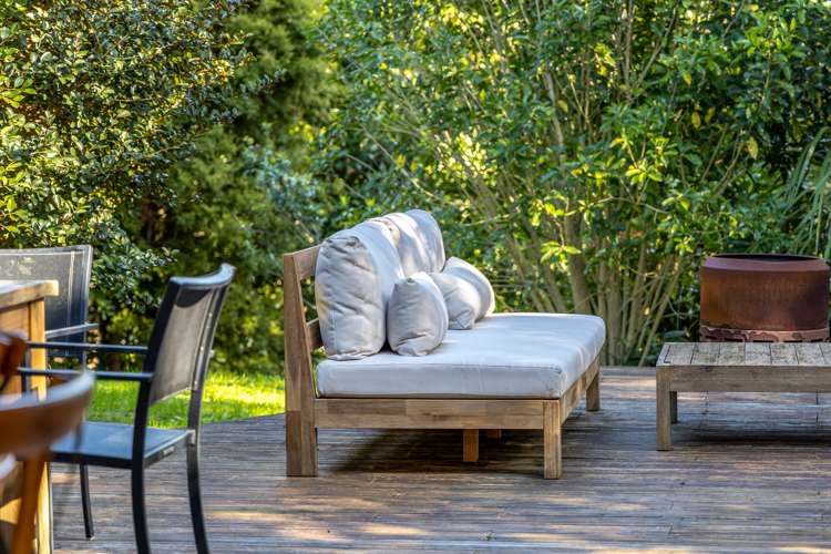 14 Hillside Road Ostend_32