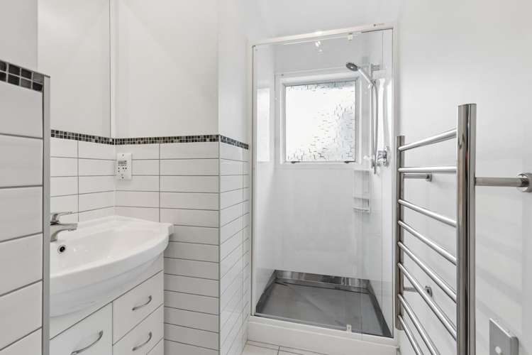 5 Parkvale Road Otumoetai_26