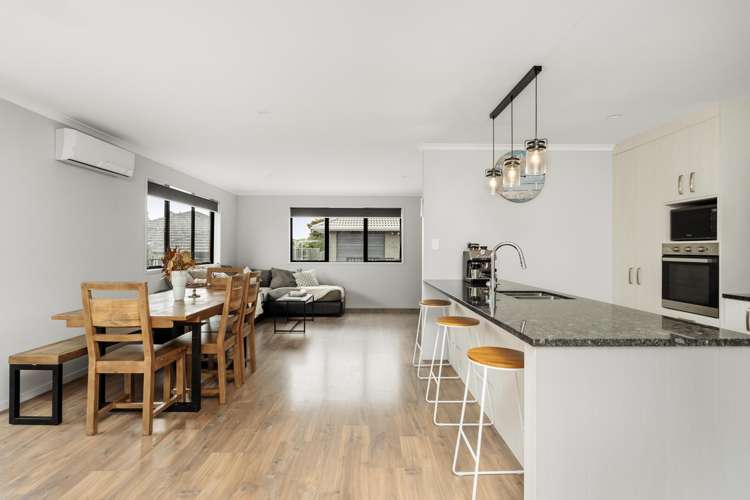 8 Godwit Lane Welcome Bay_5