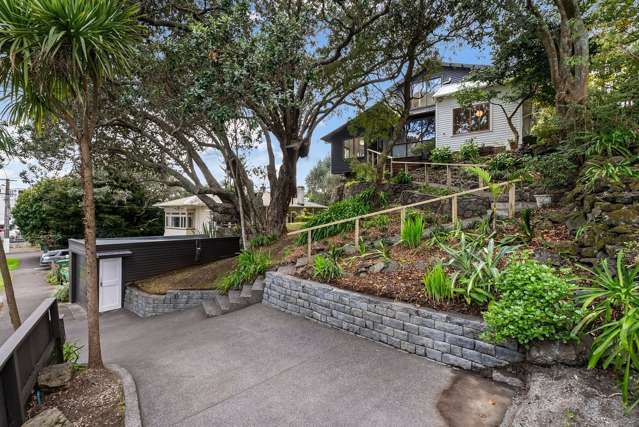 Great House in Awesome Location