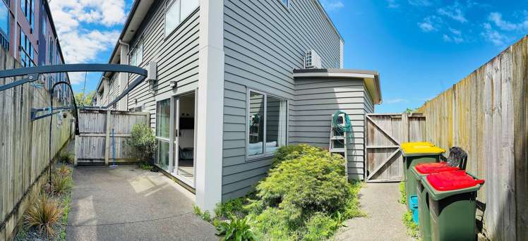 Room 3, 6/181 Knighton Road Hillcrest_7