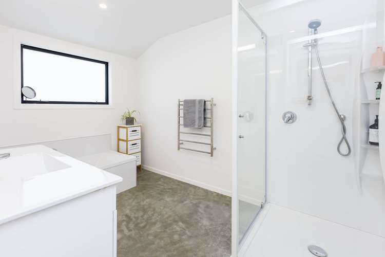 285 Fairview Drive Akatarawa_25