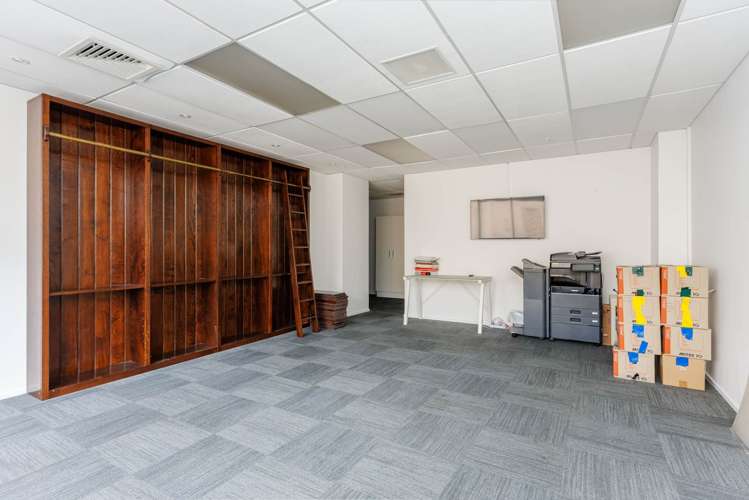 Unit 3/300 Queen Street City Centre_9
