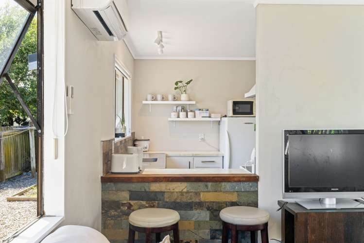 62 Atkinson Avenue Otaki Beach_5