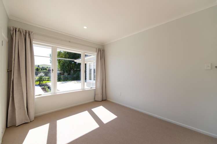 9b Lawrence Street Otane_10