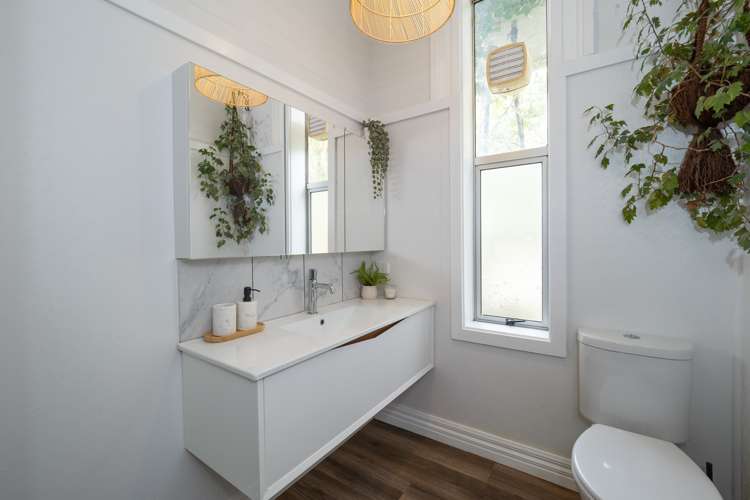 172 Racecourse Road Allenton_22