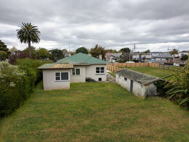 332 Massey Road Mangere East_9