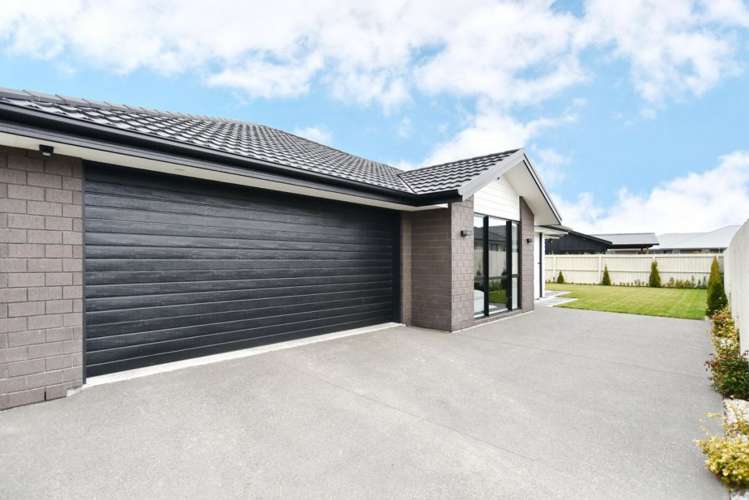 14 Dellaca Lane Wigram_19