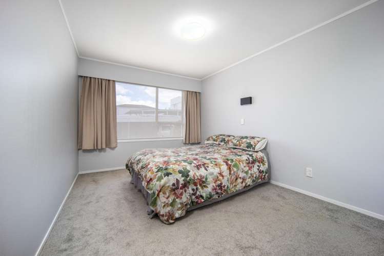 4/67A Roberton Road Avondale_16