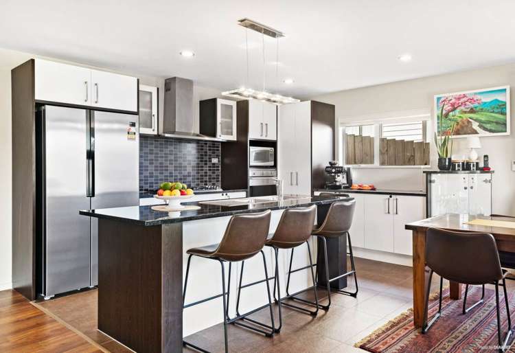 17 Wye Oak Drive Schnapper Rock_1