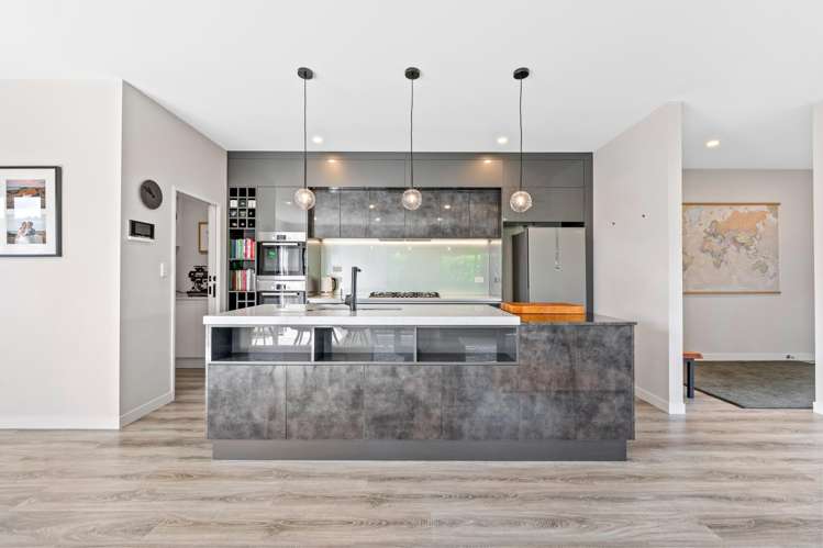 16 Sir Lincoln Drive Kumeu_20