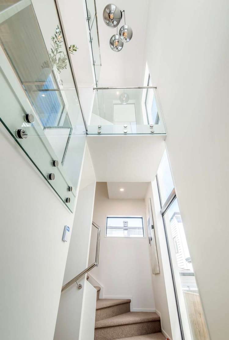 12D Ropata Avenue Pt England_4