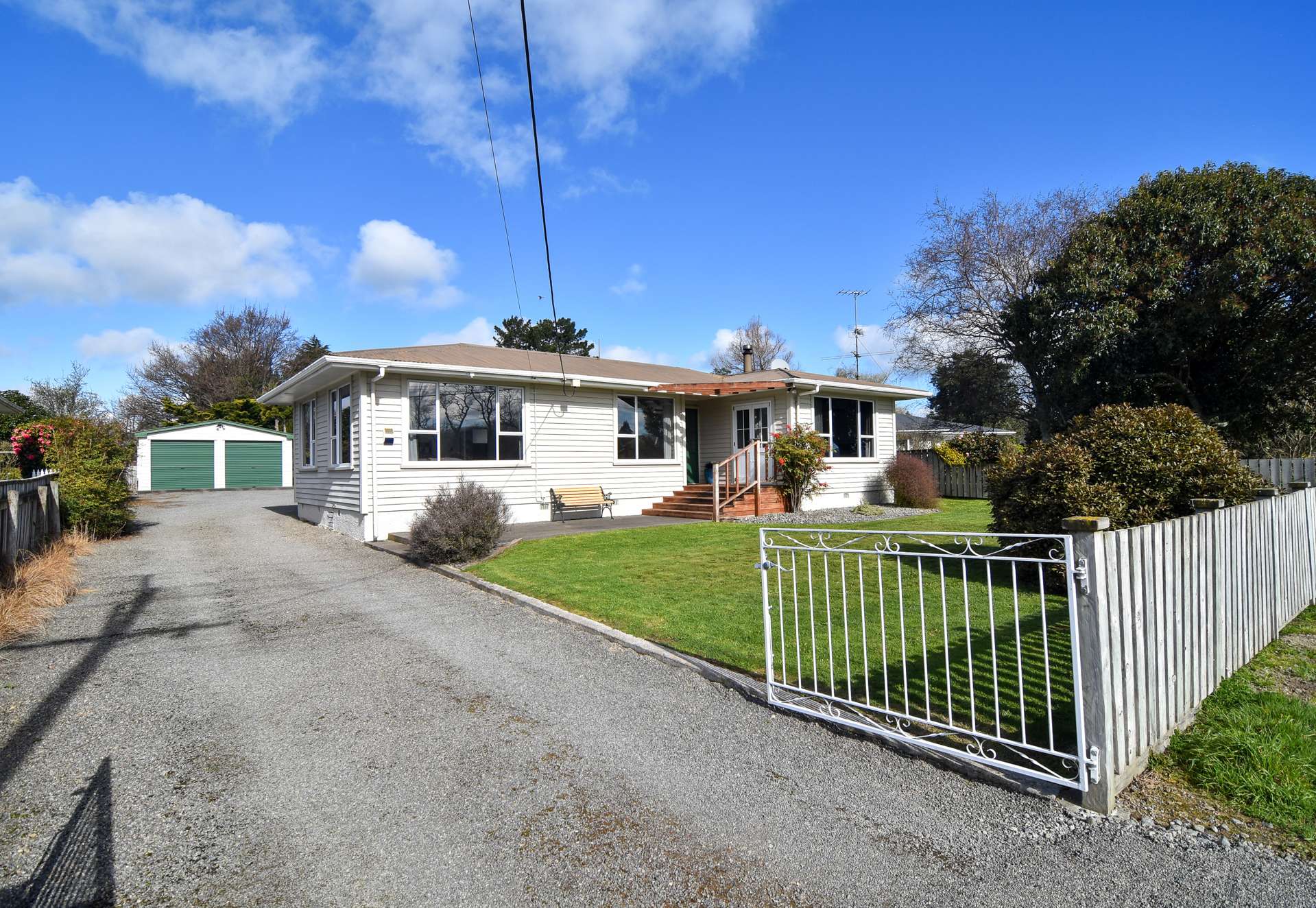 127 Lincoln Road Carterton_0