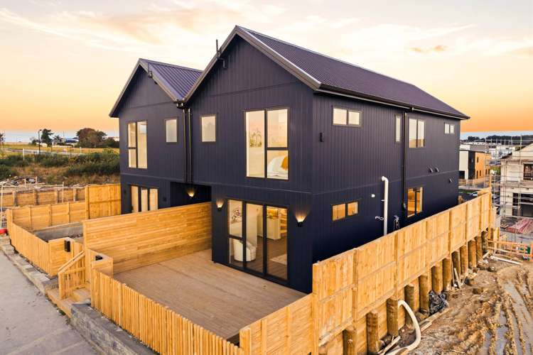 14 Mairehau Street Westgate_21