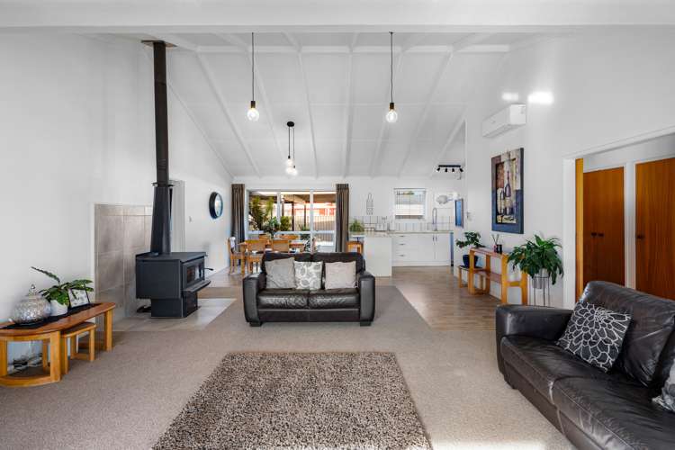 11 Holyrood Street Taradale_5