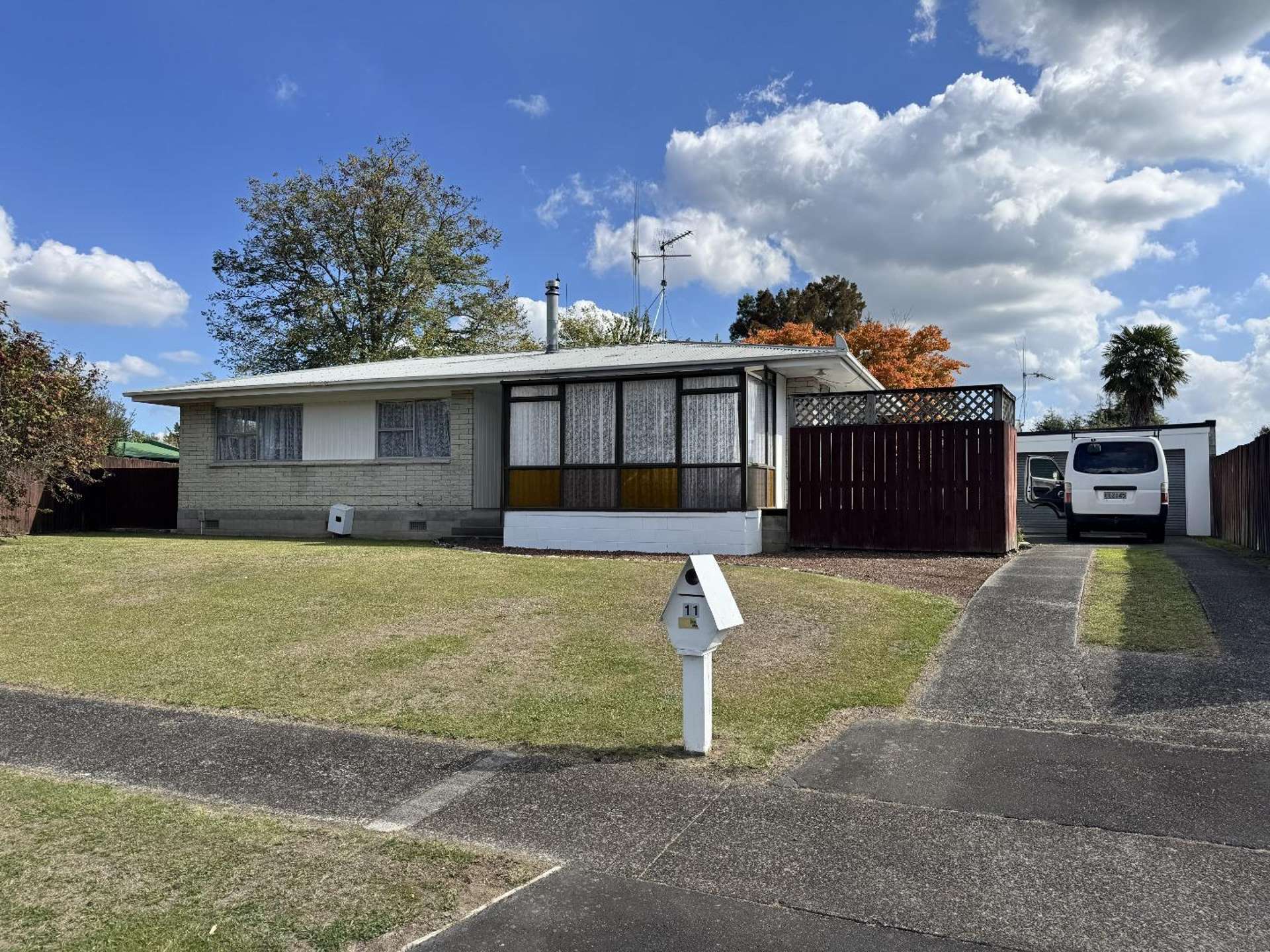 11 Brookbank Place Glenview_0