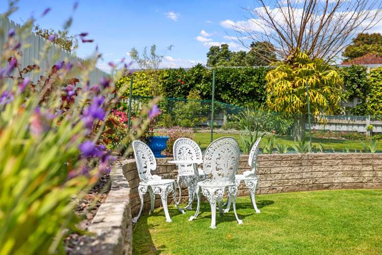 1 Matua Road Matua_32