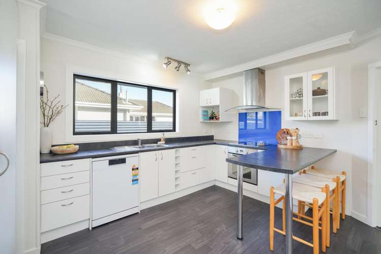 233 Crawford Street Glengarry_2