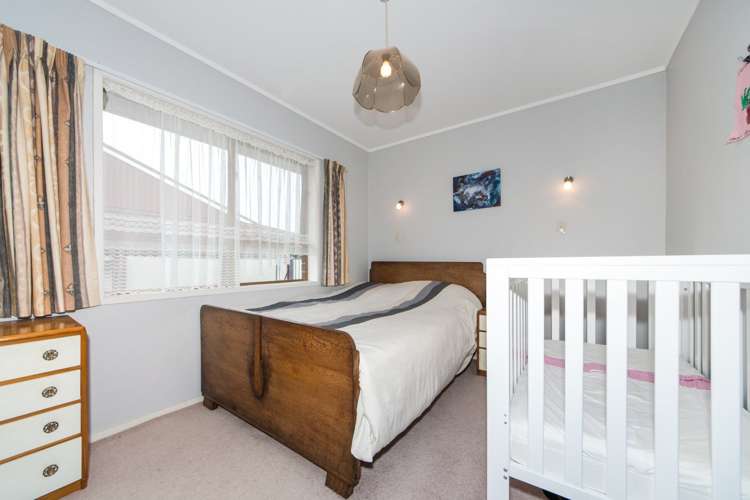 8 Tatyana Place Massey_20