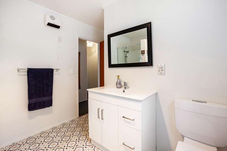 42B Park Road Miramar_17