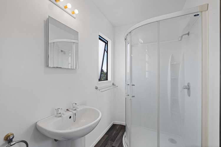 11A Pinaster Place Parklands_10