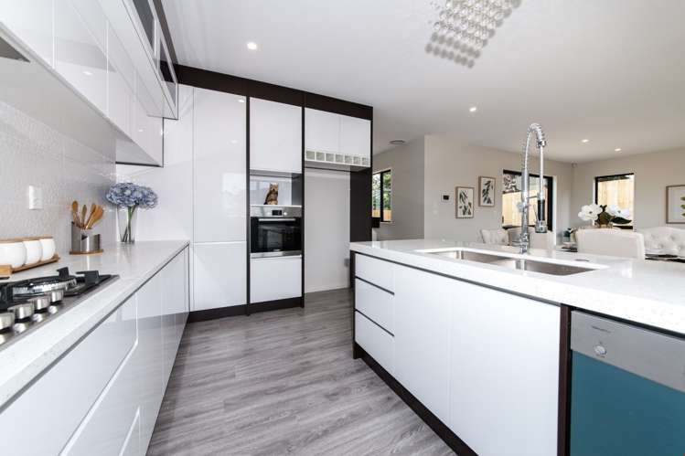 8 Dalwhinnie Parade Highland Park_9