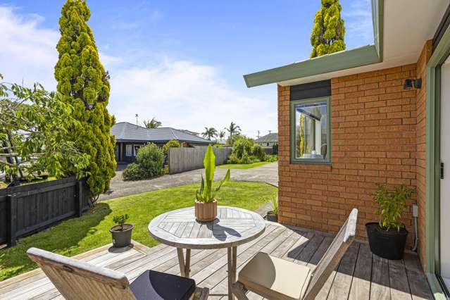 678b Te Atatu Road Te Atatu Peninsula_1