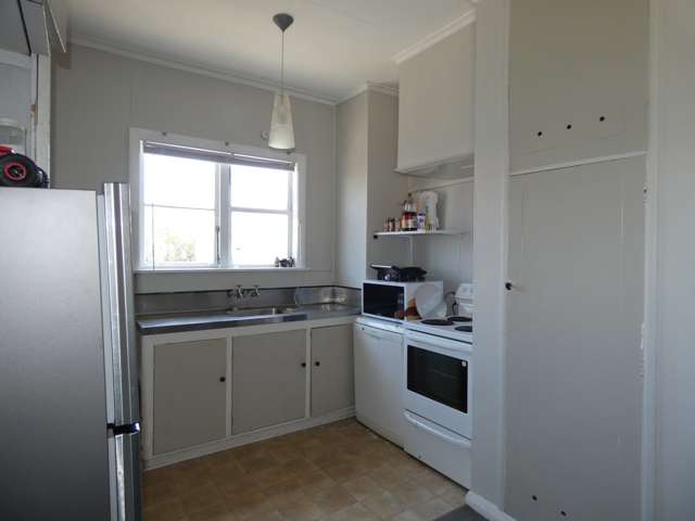 191 Stafford Street Hokitika_3