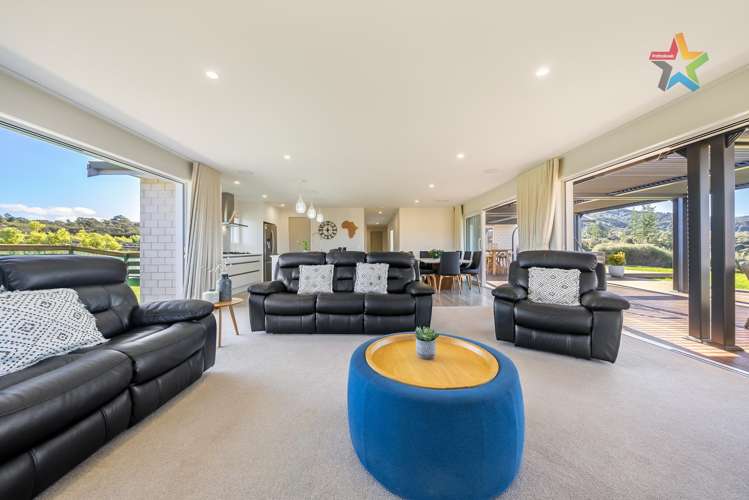 303 Fairview Drive Akatarawa_9