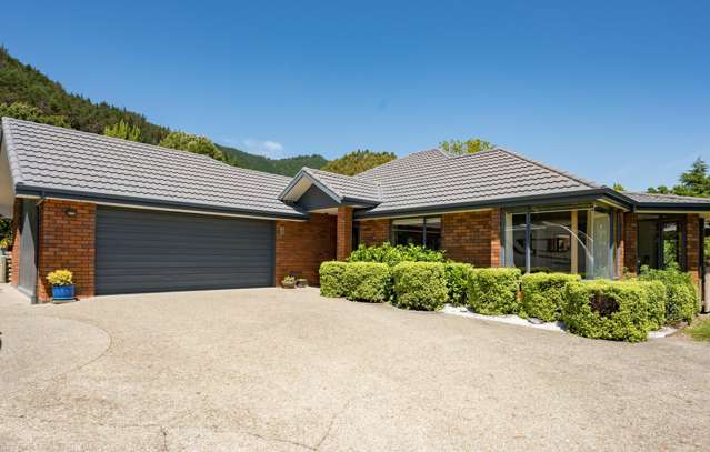 12 Hillplough Heights Richmond_1