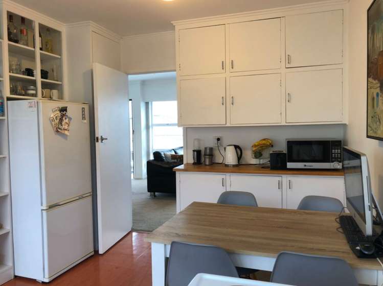 2/18 Westwell Road Belmont_8