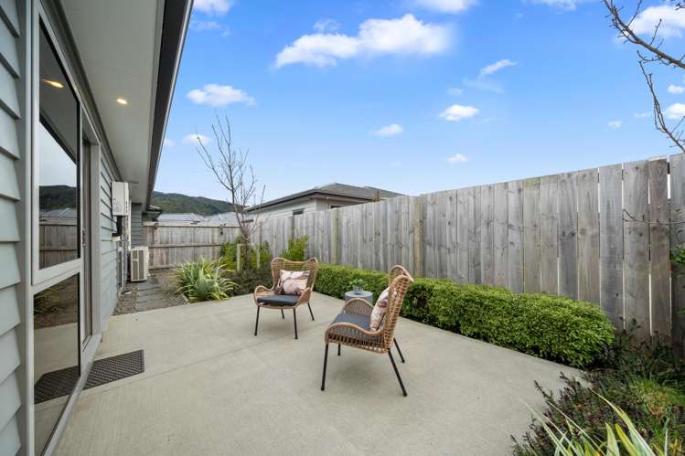 7 Ron Fawcett Way Wainuiomata_15