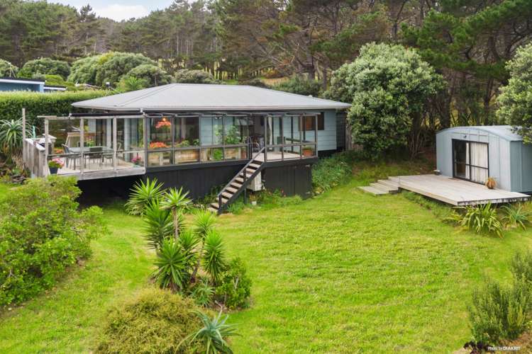 276 Bethells Road Bethells Beach_22