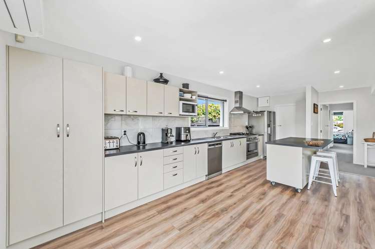 17 Pahau Place Cracroft_7