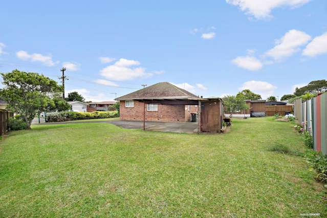 8 Wroughton Crescent Otara_1